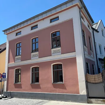 Daire Living In A Historical Building In