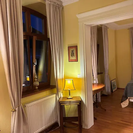 Daire Living In A Historical Building In